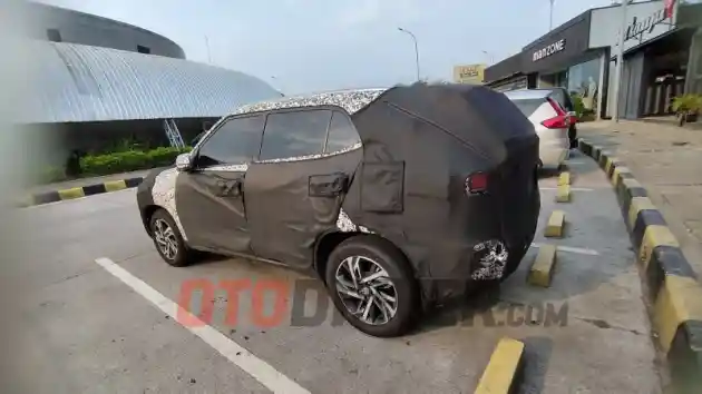 Foto - Hyundai Creta Terbaru Tertangkap Kamera di Tol Trans Jawa, Ini Bocorannya