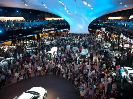 Foto - IAA 2015 : Motor Show Terbesar Di Dunia. Pengunjungnya 2 Kali GIIAS 2015