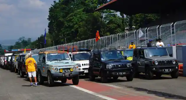 Foto - Indonesia Jimny Festival 2023, Bikin Rekor MURI