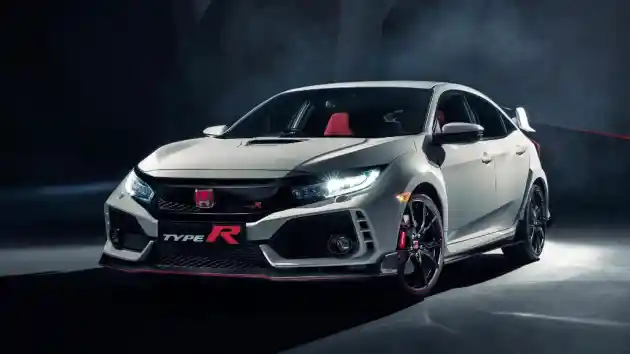 Foto - Honda Civic Type-R 2017 Massal Hadir Di Eropa, Bertenaga 315 DK