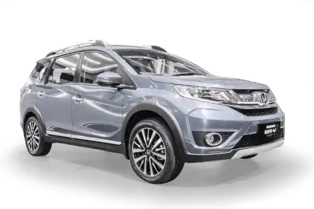 Foto - Wujud Honda BR-V Dalam 6 Warna Berbeda