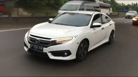 Foto - Hasil Tes Konsumsi BBM Honda All New Civic Turbo