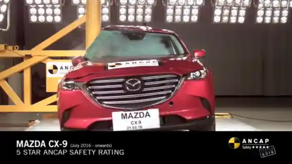 Foto - VIDEO: Crash Test All New Mazda CX-9