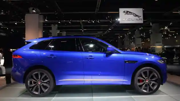 Foto - Jaguar F-Pace, Crossover Pertama Dari Jaguar