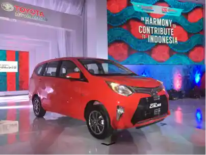 Foto - Toyota Calya Merajai Penjualan Nasional Di Agustus 2016