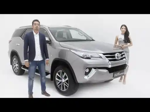 Foto - Wow, Video Presentasi Resmi Fortuner 2016 Spek Indonesia Ini Bocor Ke Publik