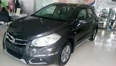 Foto - GALERI FOTO: Suzuki SX4 S-Cross Di Dealer (7 Foto)