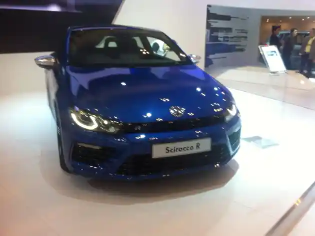 Foto - GIIAS 2015: VW Scirocco Facelift Tampil Makin Keren