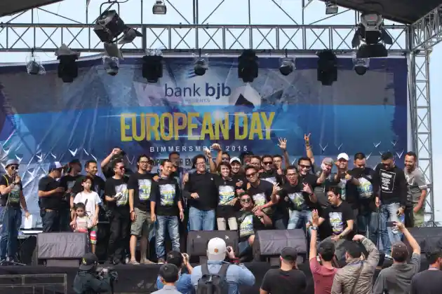 Foto - European Day 2015: Ketika Bandung Diserbu Mobil Eropa