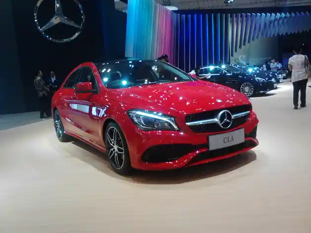 Foto - GIIAS 2016: Mercedes-Benz Tampilkan All New E-Class Dan 6 Model Gres Lainnya