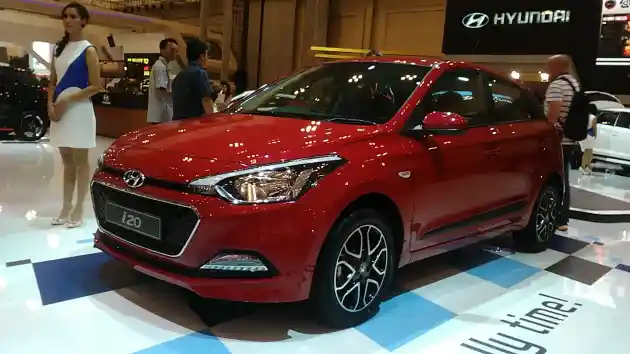 Foto - Daftar Harga Medium Hatchback (November 2018)