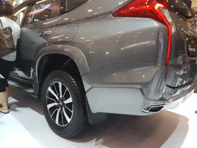 Foto - GIIAS 2016: Mitsubishi Hadirkan All New Pajero Sport Limited Edition