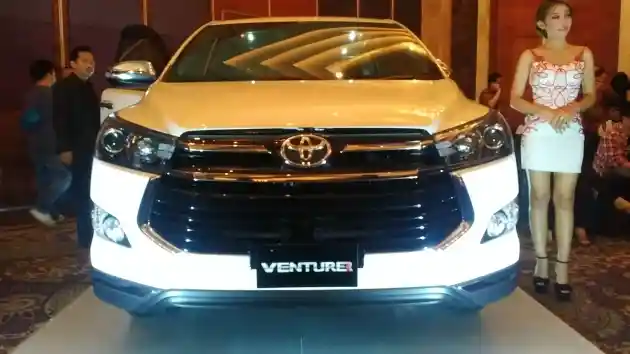 Foto - Toyota Innova Venturer Resmi Meluncur, Termahal RP 445,6 Juta