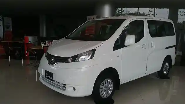 Foto - Promo Tukar Tambah Nissan Hargai Mobil Lama Anda Lebih Tinggi Dari Pasaran