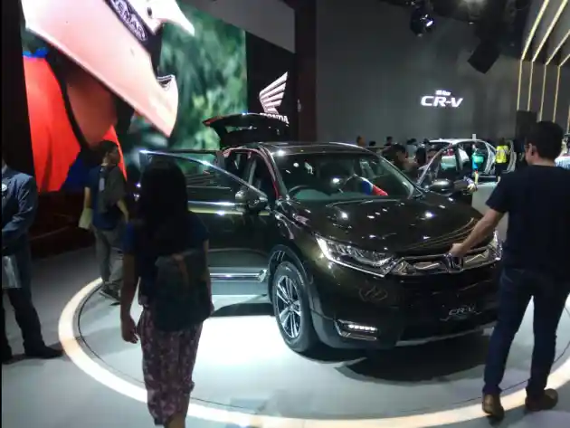 Foto - Honda CR-V Bersiap Jadi Hybrid di 2018, Ini Kecanggihannya