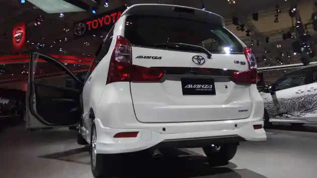 Foto - Toyota Avanza Masih Terlaris, Angka Penjualannya Fantastis!