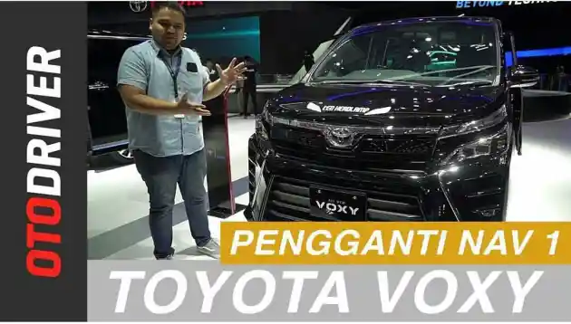 Foto - VIDEO: Toyota Voxy 2017 Indonesia | First Impression | OtoDriver