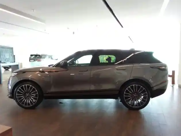 Foto - GALERI: Range Rover Velar 2017 Indonesia (14 Foto)