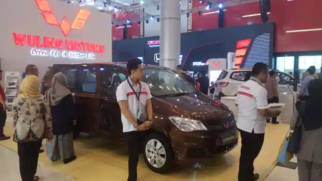 Foto - GIIAS Surabaya 2017: Wuling Bawa Misi Ini Untuk Jawa Timur