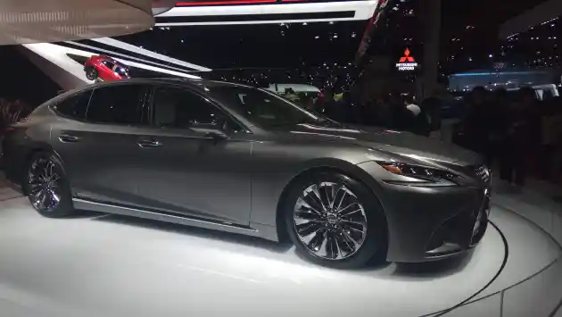 Foto - Tokyo Motor Show 2017: Lexus LS+ Concept Muncul Pertama Kali di Dunia