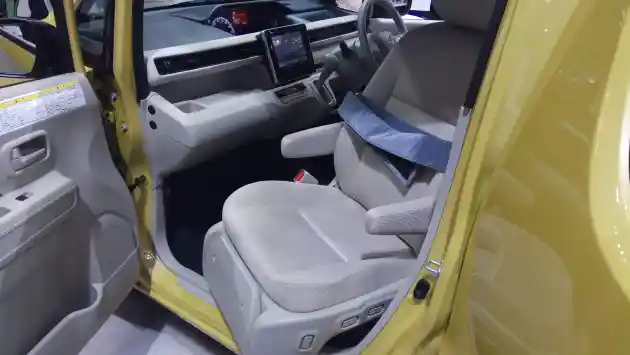 Foto - Tokyo Motor Show 2017: Suzuki Wagon R Generasi Terbaru Ramah Disabilitas