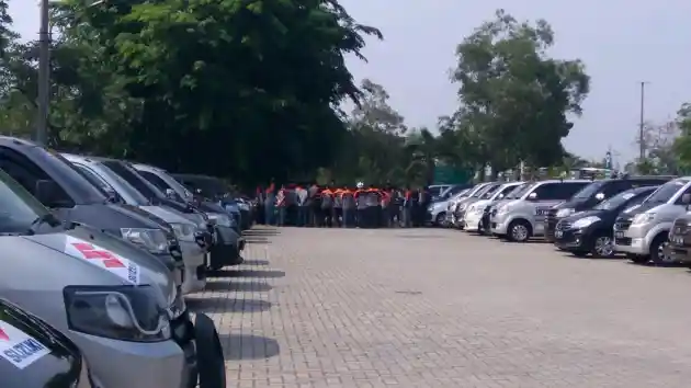 Foto - Ratusan Suzuki APV Meriahkan Kopdar Nasional Indonesia APV Club