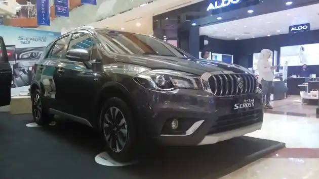 Foto - Mungkinkah SX4 S-Cross Lahir Dari Pabrik Suzuki Indonesia?