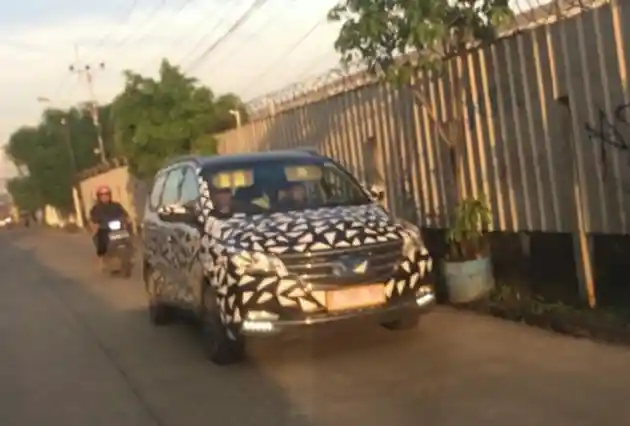 Foto - SPY SHOT: Mobil Baru Wuling Calon Musuh Innova ada di Bekasi