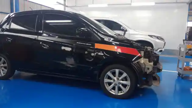 Foto - Dealer Mitsubishi Tebet Dapat Tambahan Fasilitas Perbaikan Bodi