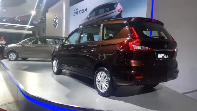 Foto - Komentar Autovision Terhadap Lampu Belakang All New Ertiga