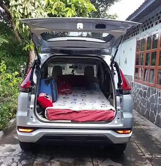 Foto - NATARU 2019: Bolehkah Tidur di Dalam Mobil Pakai Kasur Selama Perjalanan?