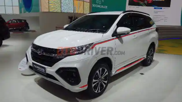 Foto - Daihatsu Tak Anggap Xpander Cross Sebagai Ancaman Bagi Terios