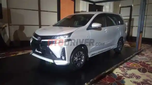 Foto - Konsumen Avanza Tak Mau "Naik Kelas" ke Sienta