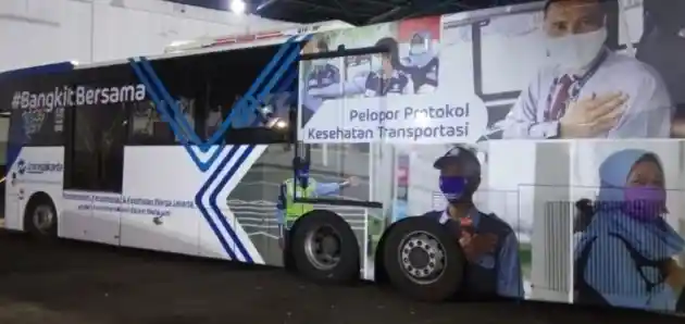 Foto - Rayakan Ultah Ibukota Transjakarta Kedatangan Bus Baru, Bernuansa New Normal