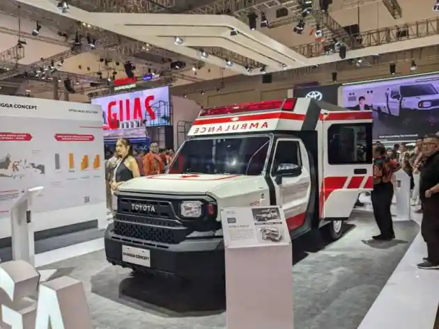 Foto - Toyota Rangga Concept Mejeng di GIIAS 2023, Buat Jualan Kopi Sampai Ambulans