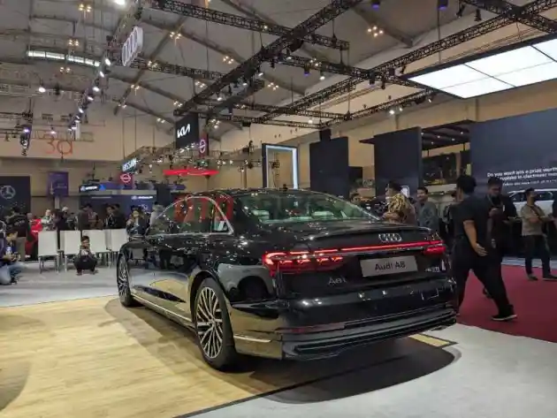 Foto - Audi A8L Terbaru Meluncur di GIIAS 2023, Harganya Fantastis