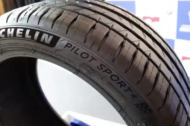 Foto - Ban Michelin Akan Dibuktikan Performanya di Balap BMW Sentul