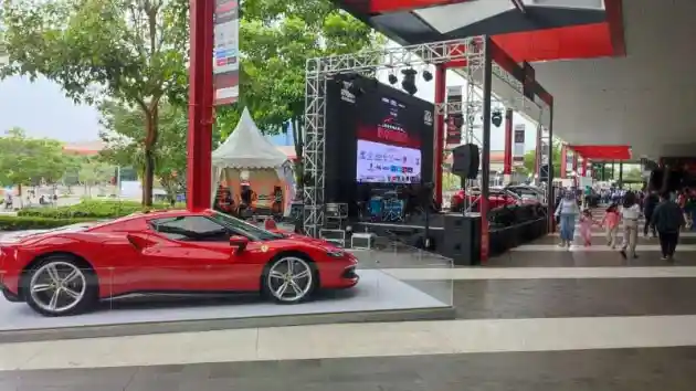 Foto - Indonesia Autovaganza Kelima Digelar, Libatkan Belasan Merek Mobil Dari Berbagai Model dan Merek