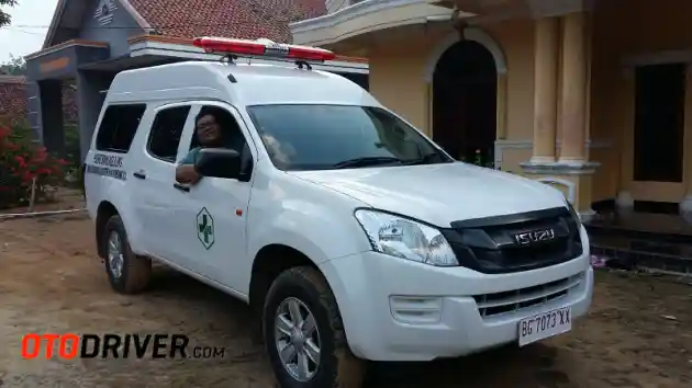 Foto - Isuzu D-Max Kini "Dinas" di Pemerintahan, Penjualan Terdongkrak