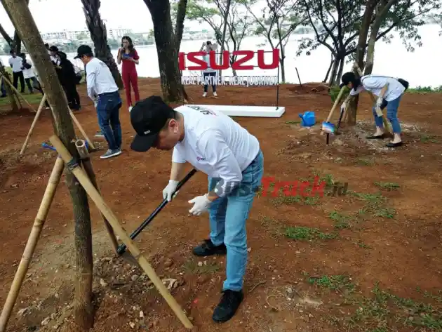 Foto - Setengah Abad Isuzu Di Indonesia, Kejar Target Jadi Nomor Satu