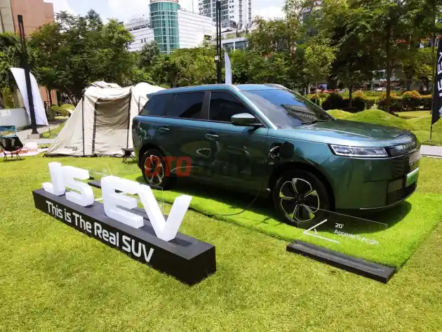 Foto - Sadis, Jaecoo J5 EV Obrak-Abrik Segmen EV Harga Rp200 Jutaan