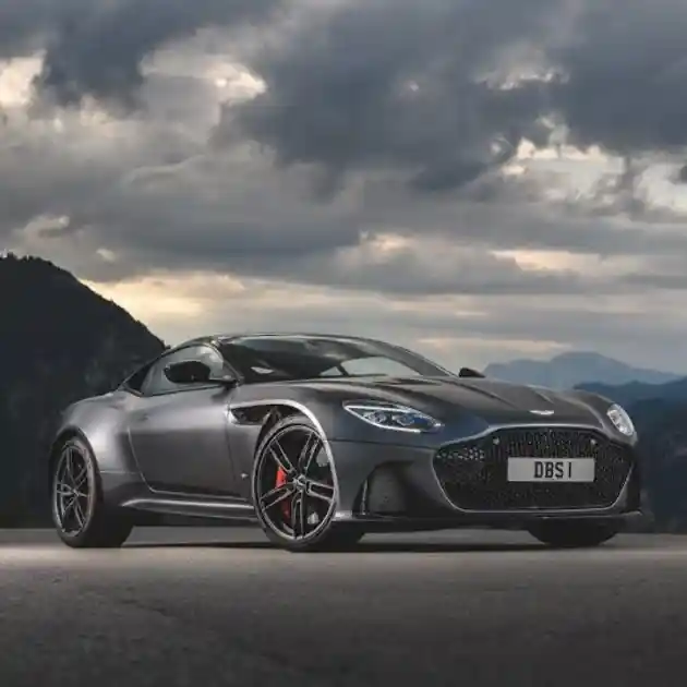 Foto - 4 Aston Martin yang Akan Tampil di James Bond Terbaru