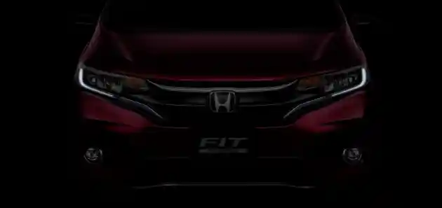 Foto - Honda Jazz Facelift Mulai Muncul Terang-terangan di Jepang!