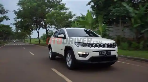 Foto - Jeep Recall 550.000 Unit Karena Masalah Wiper