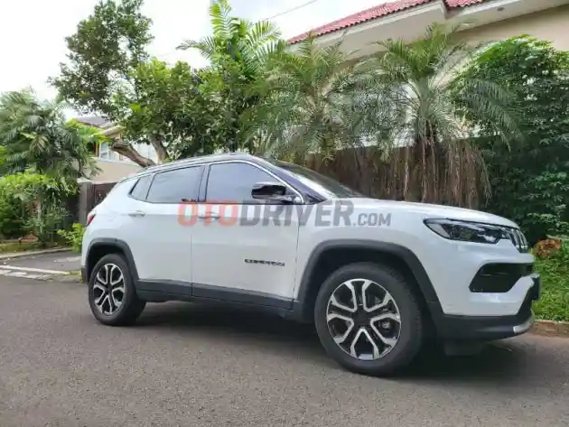 Foto - FIRST DRIVE: Jeep Compass Limited 2021