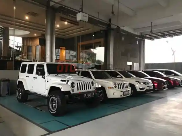 Foto - Jeep Kembali Berbisnis Di Indonesia. Ini Line Up Produk Terbaru dan Harganya