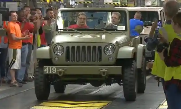 Foto - Jeep Perkenalkan Wrangler 75th Salute Concept, Reinkarnasi Willys!