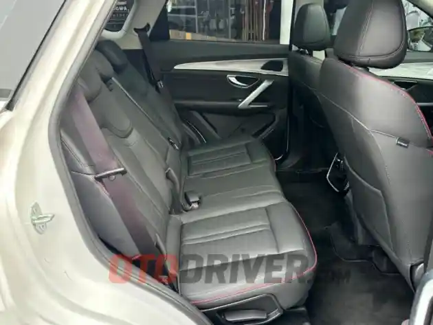 Foto - First Drive: Mencoba Jetour Dashing Di Tempat Terbatas, Auranya Sporty Siap Menantang HR-V