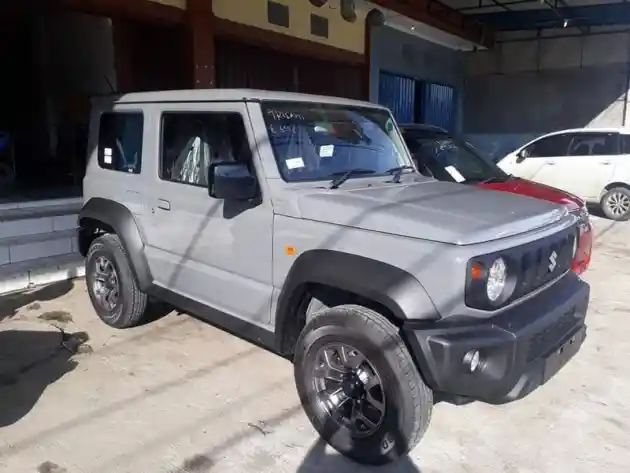 Foto - Jimny Potensi Dirakit di Indonesia?