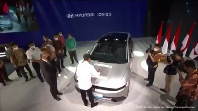 Foto - Pabrik Hyundai Resmi Beroperasi Di Indonesia dan Mulai Bikin Ioniq 5